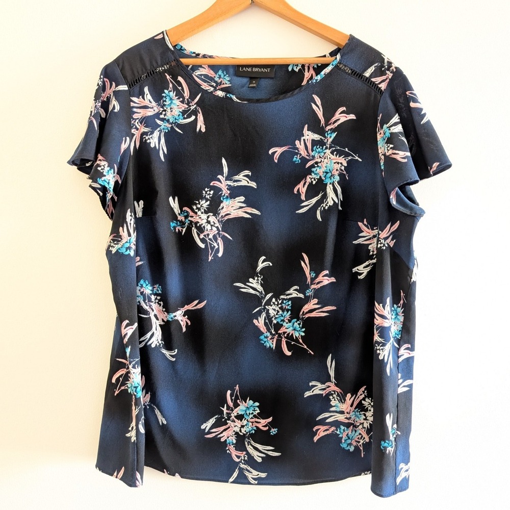 Lane Bryant Women‎ Blue Floral Flutter Sleeve Blouse Ladder Lace Trim Size 14